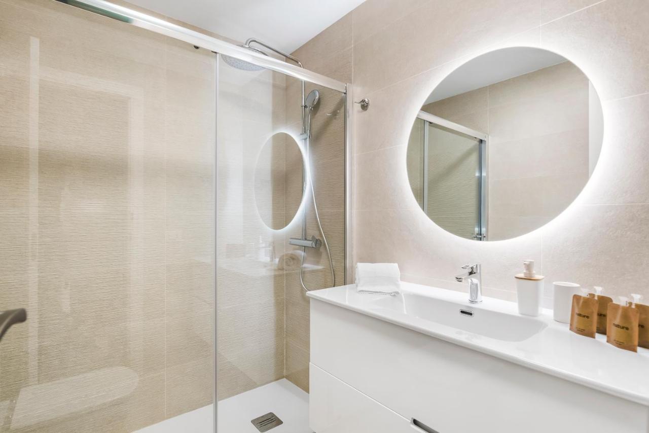 La Nea Beach Apartment Radazul エクステリア 写真